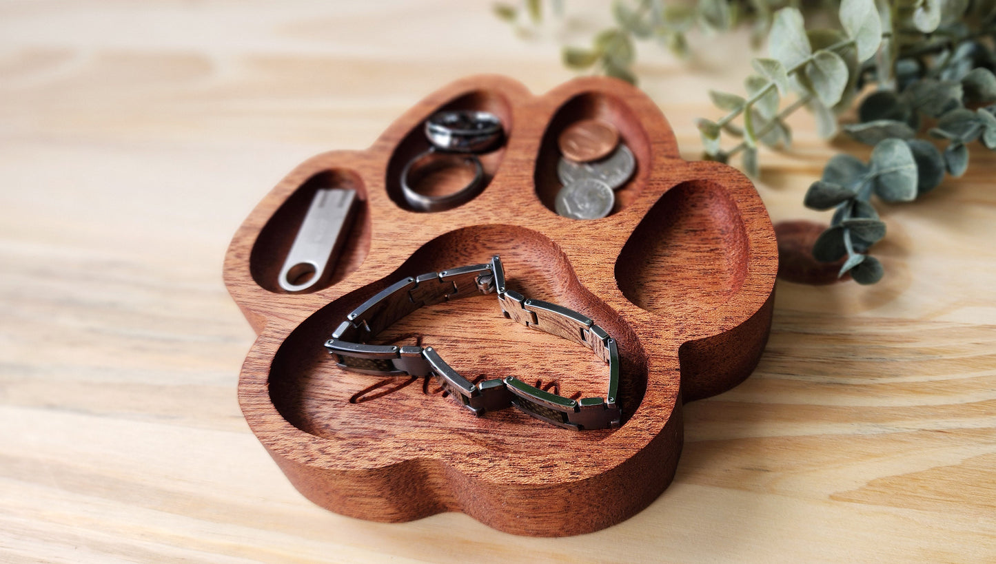 Personalized dog paw valet tray