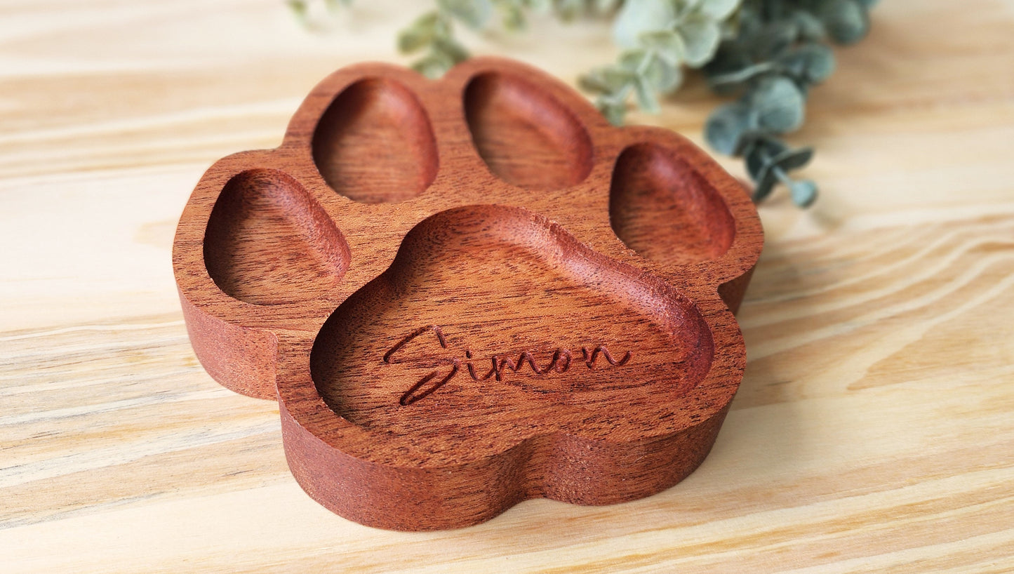 Personalized dog paw valet tray